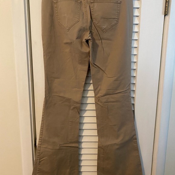 London Jeans size 2 Khaki Pants - Picture 2 of 4